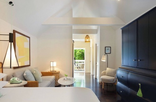 Old Town Hotel | Key West Oasis: Retreat in Historical Bungalows with Pool, Free Breakfast!