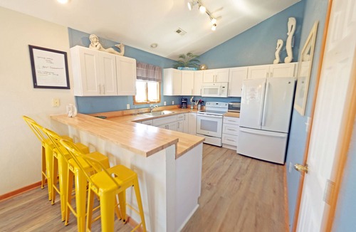 Kitty Hawk House | KH4112- Oceanside Home- 4 Bedrooms, 2 Baths, Private Pool, Hot Tub & Views!