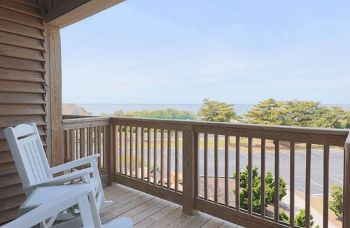 Duck Hotel | King Suite on the Outer Banks + Restaurants & Spa