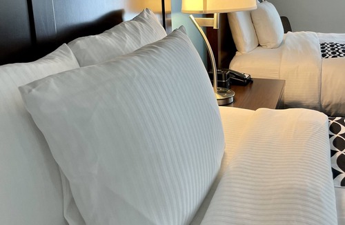 Lynnwood Hotel | La Quinta Inn by Wyndham Lynnwood