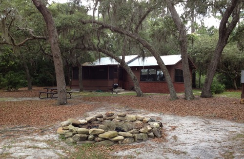 Edgar Cottage | Lakefront Cottage Near Forest & Cities with canoes, grill, and more!