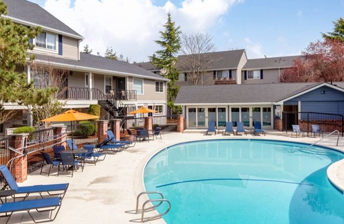 Lynnwood Apartment | Landing at Collins Junction - 2 Bedrooms in Downtown Lynnwood