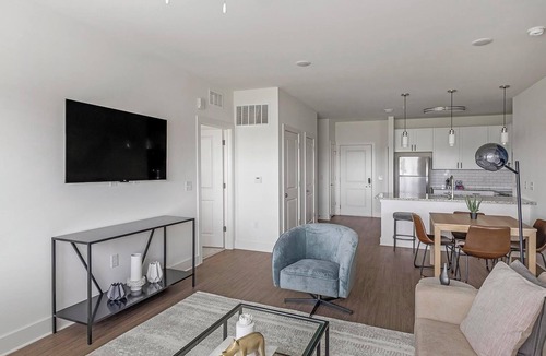 Athens Apartment | Landing | Beautiful 2BD, Yoga Studio, Gym