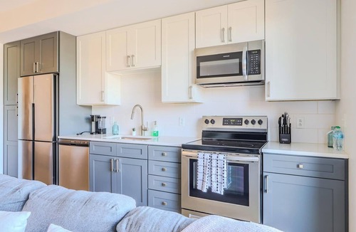 Ithaca Apartment | Landing | Incredible Studio, Gym