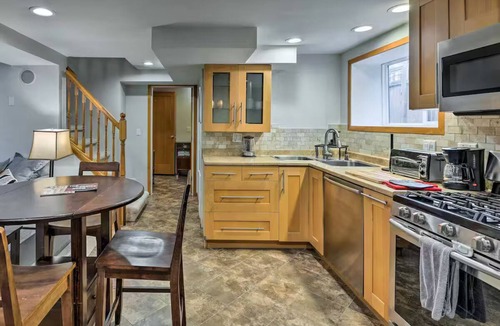 Seattle Apartment | Lovely apartment in vibrant Seattle