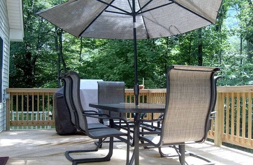 Chichester Cottage | Lovely Cottage Getaway in the Mountains near Phoenicia, New York