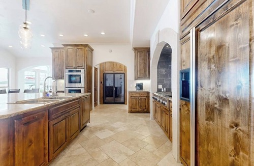 Horseshoe Bay West House | Luxe lakefront retreat with private pool, spa, lakeside terrace, gourmet kitchen