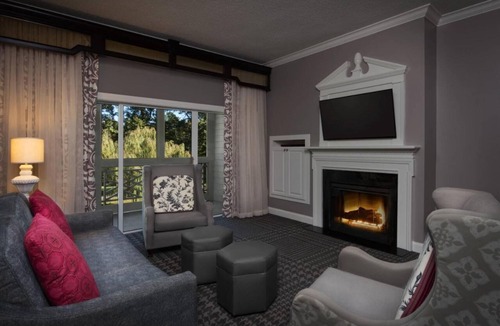 Berkeley Resort | Marriott's Manor Club at Ford's Colony - Many Weeks Available - Top Owner!