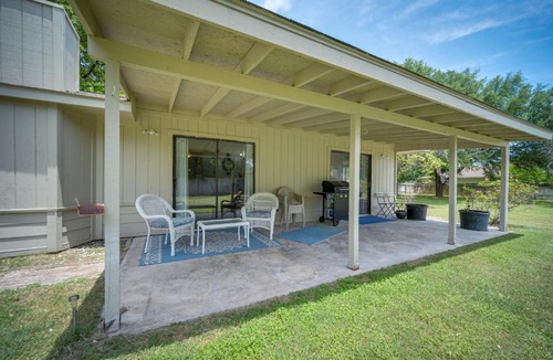 McQueeney House | McQueeney Home w/Grill ~ 10 Mi to New Braunfels