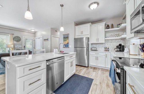 Douglas Condo | Minutes to the Beach, Douglas, & Saugatuck!