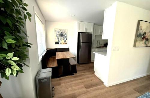 Dunlap Apartment | Modern 2BR Retreat near Light Rail, Seward Park 54