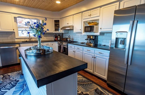 Roaring Gap House | Modern rustic home with spectacular mountain views and sunsets!