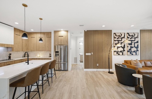 Riverside Heights House | Modern Spacious 4-bedroom 3 bathroom house in Riverside Heights