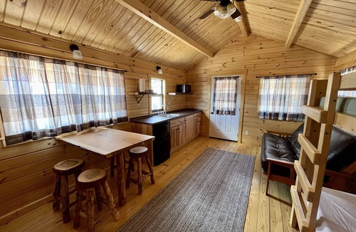 Zion National Park South Entrance Cabin | New Cabins in Springdale, Utah. 1/2 mile to the entrance of Zion National Park!