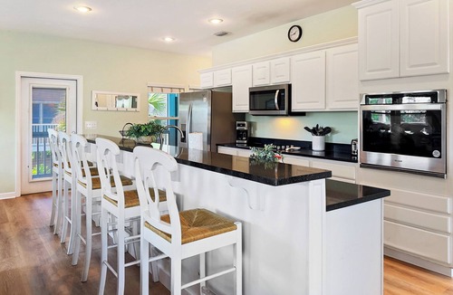 Indian Pass House | NEW furniture-Fenced Yard, Priv Heated Pool, Beach Views
