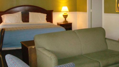 West New Haven Hotel | New Haven Inn