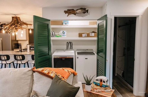 Shell Knob House | New Renovated Camp House 2BR with Marina and Park Amenities Sleeps 6 comfortably
