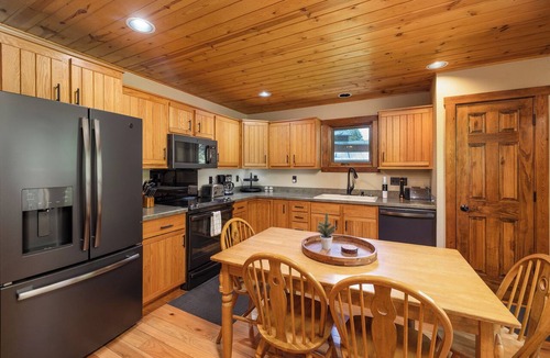 Gallatin Gateway House | New! Riverfront retreat! Wood Stove! Large Porch!