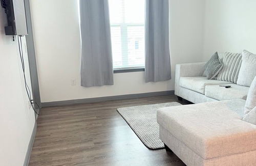 Cedar Hill Apartment | No-Judgment Zone - Relaxing Vibes & Prime Location