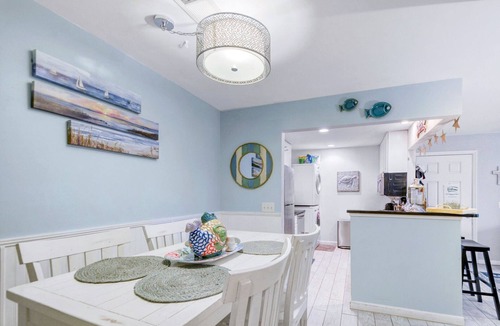 East Beach Condo | Ocean Walk E5 in St Simons Island
