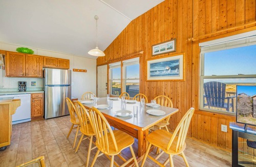 Avon House | Oceanfront Bella Beach Box - Dog Friendly w/Hot Tub and Direct Beach Access