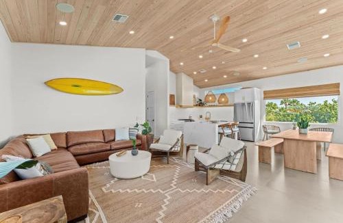 Orlando Beach House | One Palm