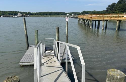 Cape Charles House | Oyster Cottage in Historic Fishing Village