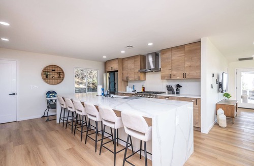 Escondido House | Perched on a Hillside: Amazing Views w/Pool & Spa!