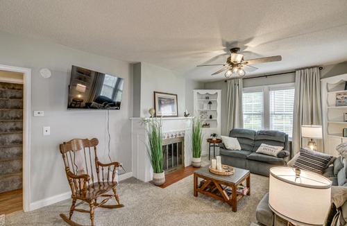 Cushing House | Pet-Friendly Cushing Home w/Dock & Fire Pit