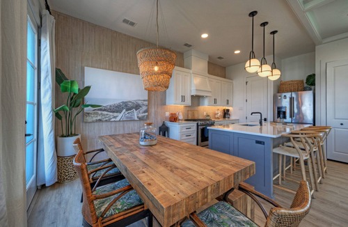 Cinnamon Shore Condo | Port A Escape Pool + Balcony Golf Cart Boardwalk to Beach | Salty Sweetheart