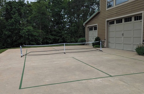 Berkeley Springs Cabin | Private, light filled retreat space. with your own pickleball court!
