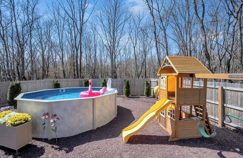Tunkhannock Township House | Private Pool- Hot Tub- Playground- Fire Pit- Fenced In Backyard- Pets!