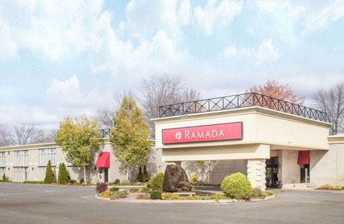 Cornwall Hotel | Ramada by Wyndham Cornwall