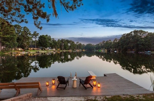 Talahi Island House | Rare 8BR Savannah Retreat | Pool, Lake & Game Room