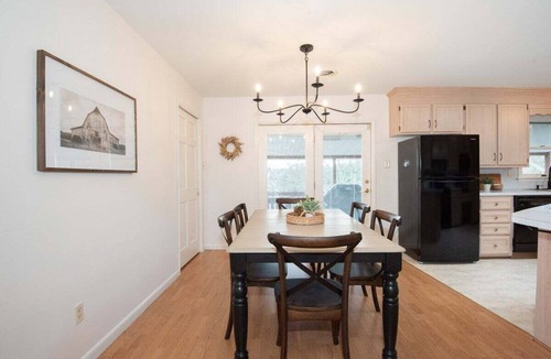 Saint Thomas House | Relaxing Countryside Stay w/Game Room