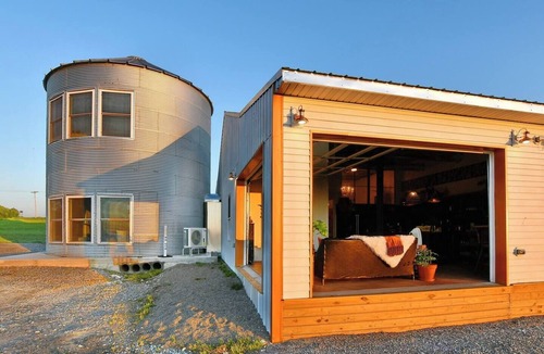 Perry House | Rent both the Highbanks and Southview spaces for a full "West Barn" experience!