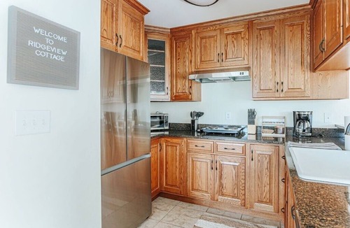 Batesville Cottage | Ridgeview Cottage: Mtn Views and Mins to Cville!