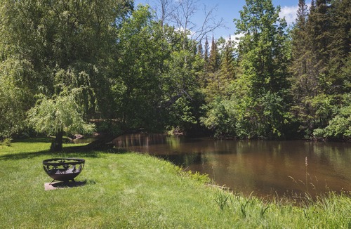 Onaway House | Riverside Memory-Maker!