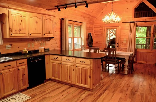 Morganton Cabin | Romantic Cabin w/Hot Tub, Fire Pit & Mountain Views
