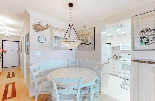 Bethany Beach Condo | Sea Colony 5th-floor ocean-view condo with sauna, pool, hot tub, & basketball