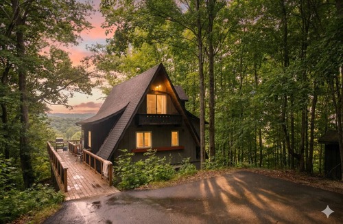 Bellaire House | Secluded A-Frame with Epic Views & Pool Access
