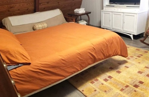 Berkeley Springs Cabin | Shady Grove- Private Hot Tub