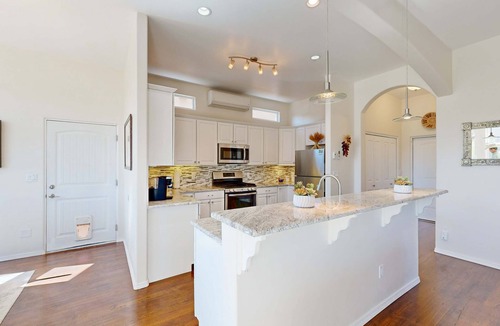 Southside House | Shalako Adventures - Modern Adobe & Near Downtown