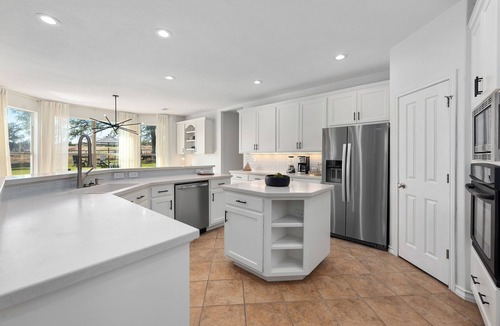 Austin House | South Austin Backyard Oasis w/17 Beds: Pool & Spa, Golf Green, Firepit