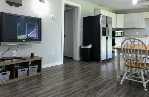 Saugerties Apartment | Spacious, 2 BR Condo Next to Horse Shows, Catskill Mountain Views