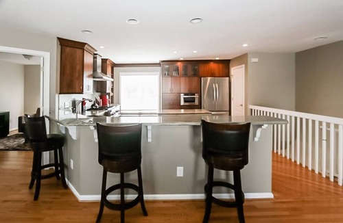 Croatan Beach House | Spacious 4BR Beach Home Sleeps 11 3-Min Walk to Croatan Beach-Parking for 4