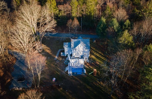 Swan Lake House | Spacious, Cozy Catskills Getaway with Heated Pool and Family Friendly Amenities