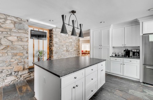 Lakeview House | Spectacular 5BR Home | Horse, Bike, Wine Country