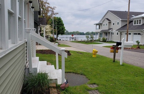 Spring Lake House | Spring into spring and create family memories!