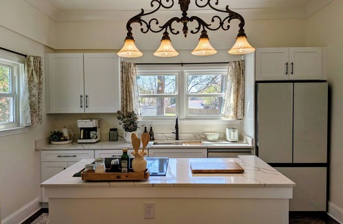 Stone Mountain Historic Village House | Stone Mountain Village Historic Home on Hamilton Street
